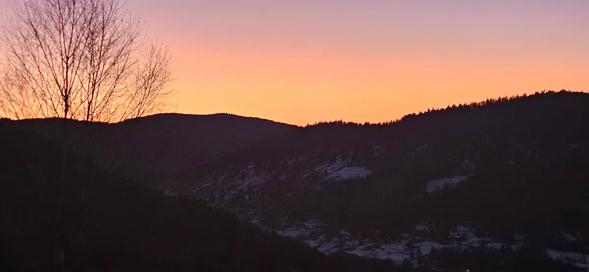 Coucher de soleil sur la vallée